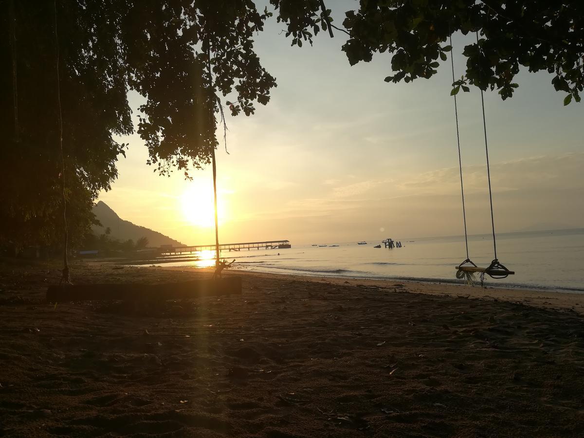 Simukut Place Kampong Pasir Sanang Burong Exteriör bild